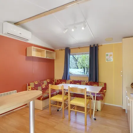 Mobilhome Chataignier 4p Climatise Prázdninový dům